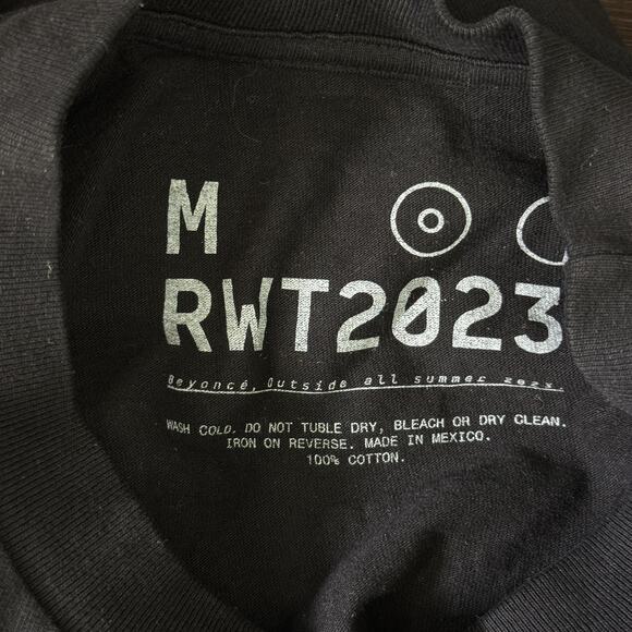 Beyoncé Renaissance World Tour Shirt Medium Concert Tee Green Horse Long Sleeve - Picture 3 of 12